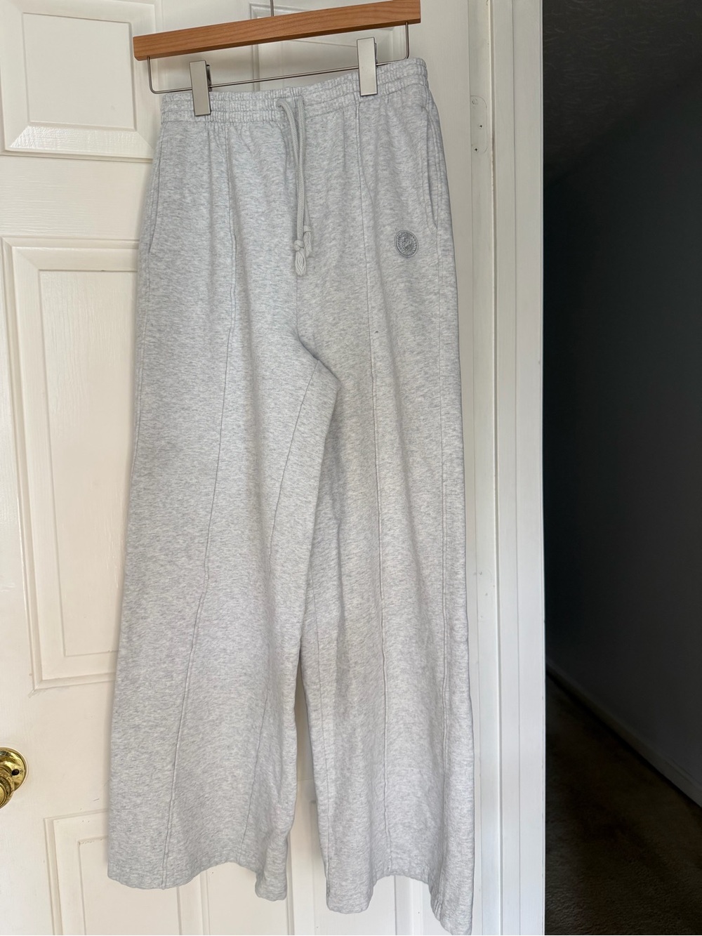 PINK Victoria's Secret Light Gray Kids Wide-Leg Sweatpants